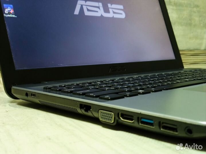 Офисный Asus X541N /Celeron N3350/4/60SSD/ HD 15.6