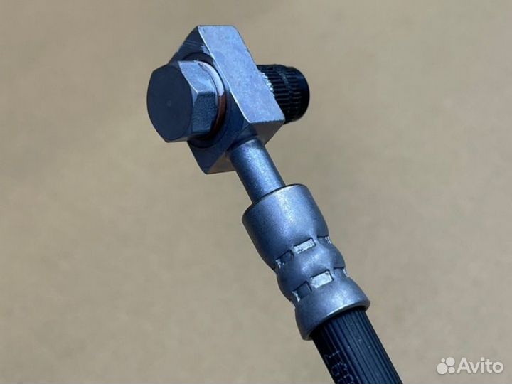 Тормозной шланг передний левый Exeed