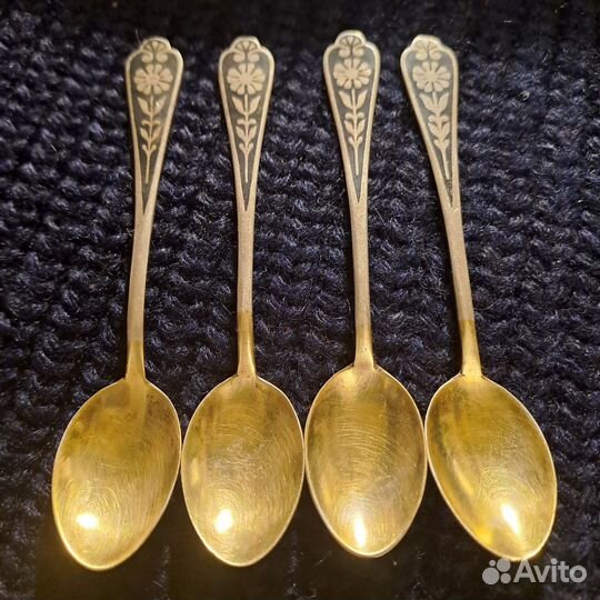Серебряные позолоченные чайные ложки,875 проба