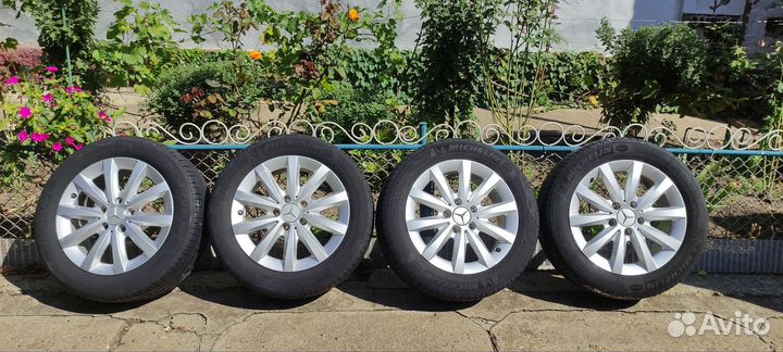 Mercedes тапки r16