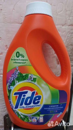 Жидкий гель для стирки tide