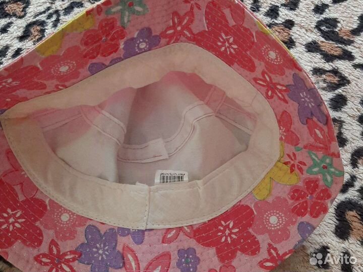 Панама и кепка