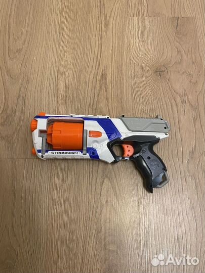 Nerf elite,t-strike strongarm