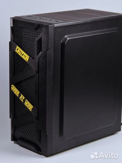 Компьютерный корпус ATX Titan Pro