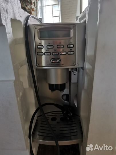 Кофемашина delonghi magnifica esam 3500 S