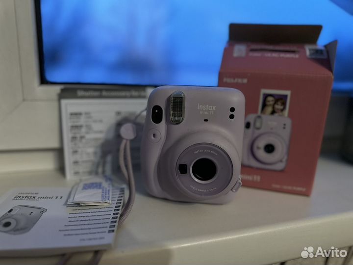 Фотоаппарат моментальной печати Instax mini 11