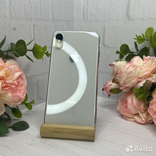 iPhone X 64гб Прикольный :)