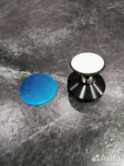 Автомобильный держатель для телефона