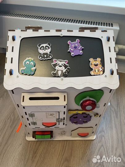 Бизиборд бизидом