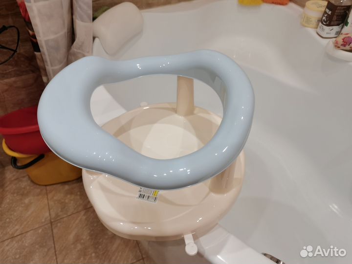 Ванночка для купания с горкой