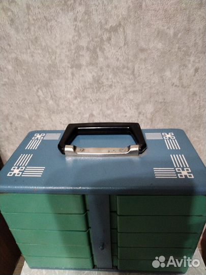 Ящик металлический