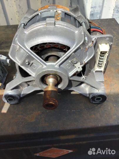 Стиральная машина по запчастям