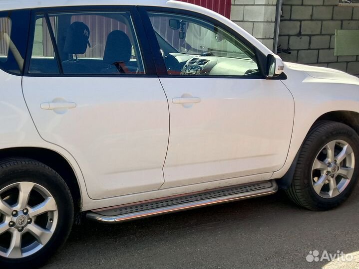 Подножки на Тойота раф 4