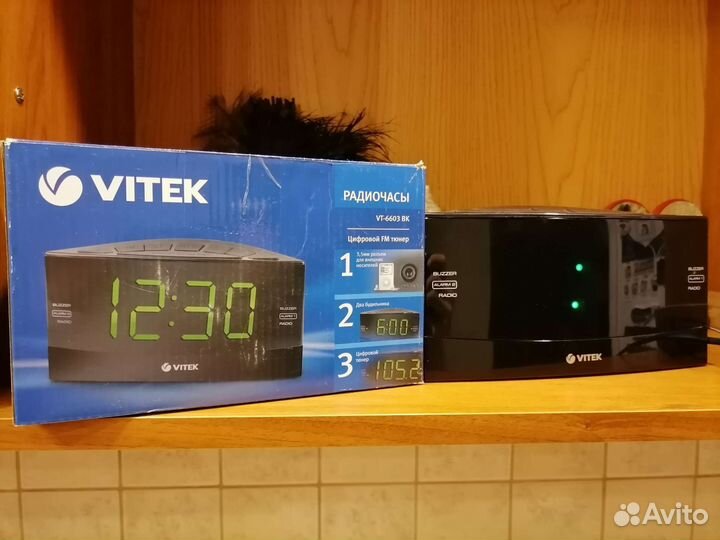 Радиочасы vitek