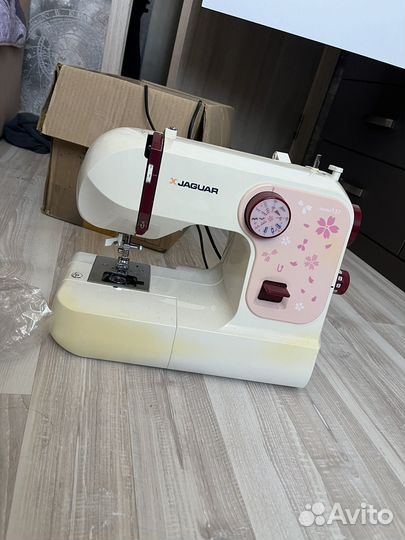 Швейная машинка jaguar