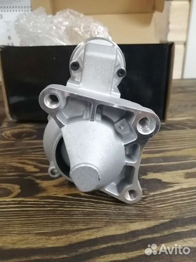 Стартер на LADA largus, dacia, Renault
