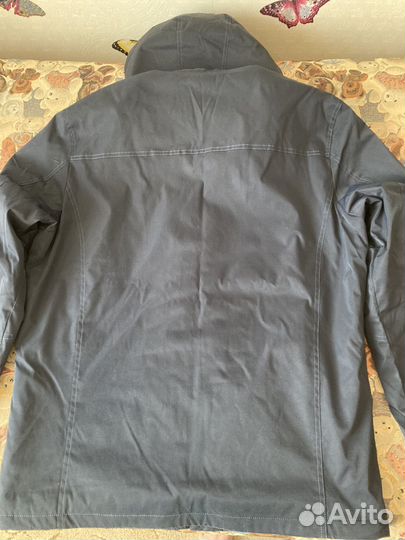 Демисезонная куртка 54 р