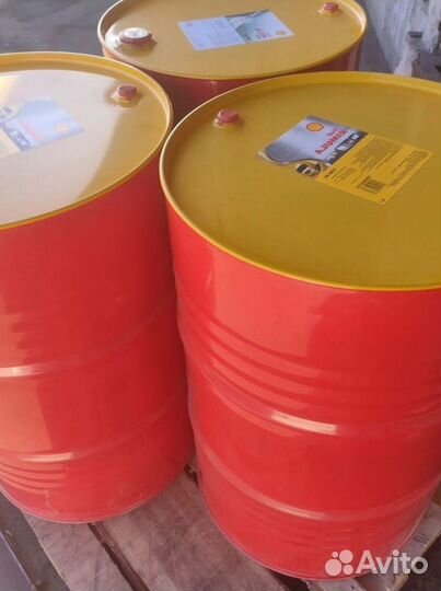 Моторное масло Shell Rimula R4X 15W-40 для грузовиков