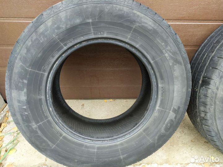 Toyo Open Country U/T 265/70 R17