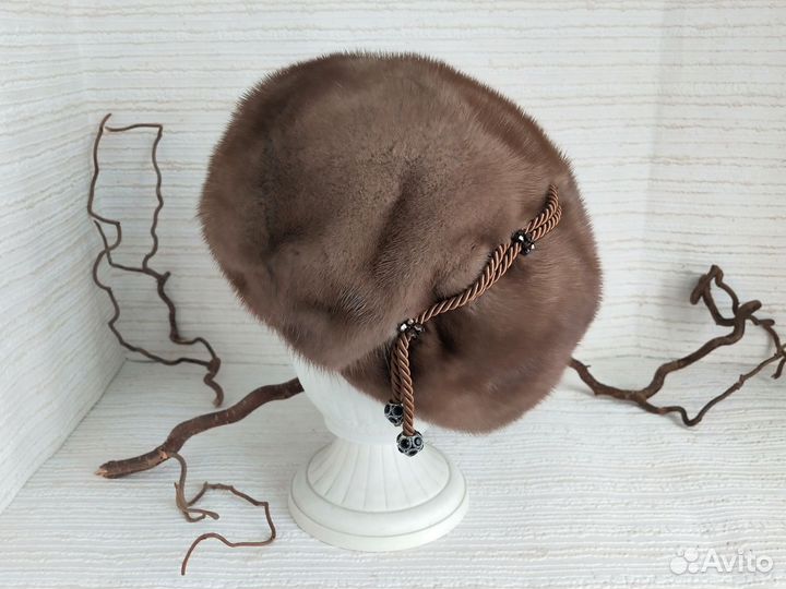 Новый берет натуральная норка бежевая 56-58 р