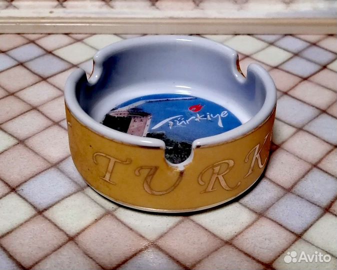 Пепельница