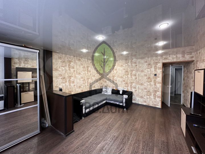 2-к. квартира, 56 м², 2/5 эт.