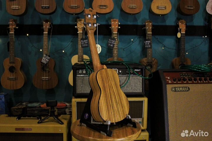 Flight DUS 320 SP/ZEB, укулеле сопрано