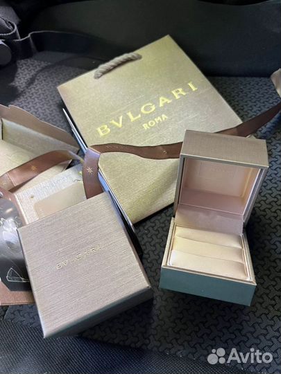 Коробка для двух колец bvlgari