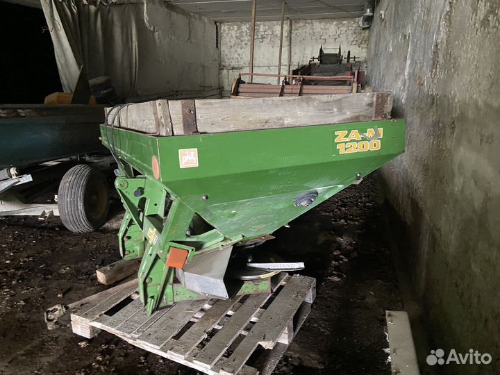 Разбрасыватель удобрений Amazone ZA-M 1500, 2004