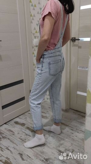 Джинсовый комбинезон женский 40-42