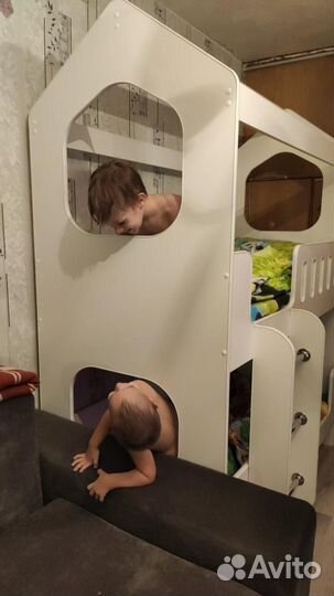 Двухъярусная кровать домик бу