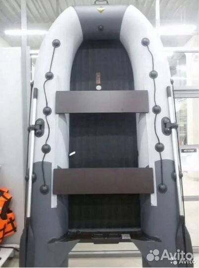 Лодка пвх Ривьера 3200 нднд б/у