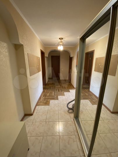 3-к. квартира, 71 м², 2/12 эт.