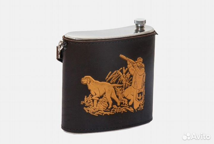 Фляжка подарочная в натуральной коже