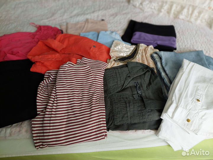 Пакет с женскими вещами 46, 48 размер
