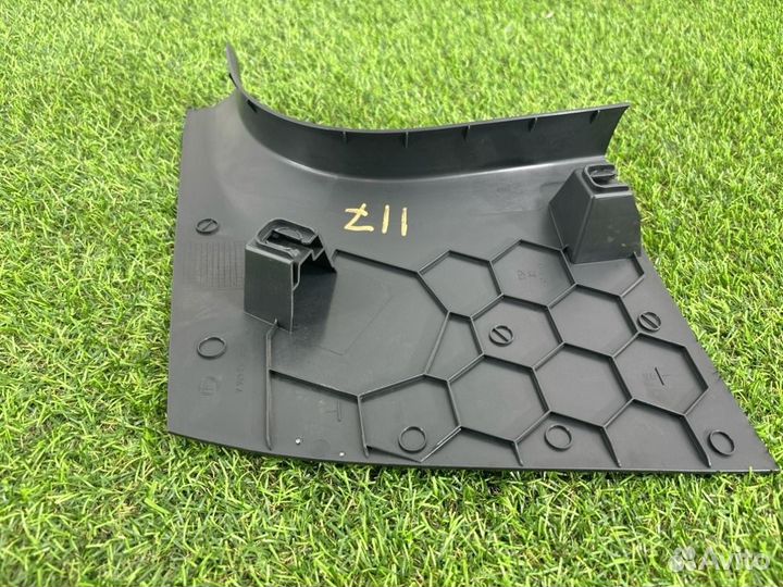 Накладка порога правая Skoda Rapid 6N czca 2018