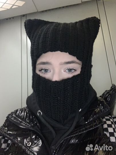 Балаклава вязаная с ушками