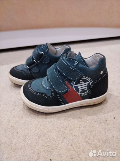 Кроссовки bottilini 22