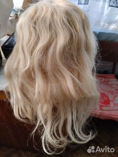 Парик из натуральных волос