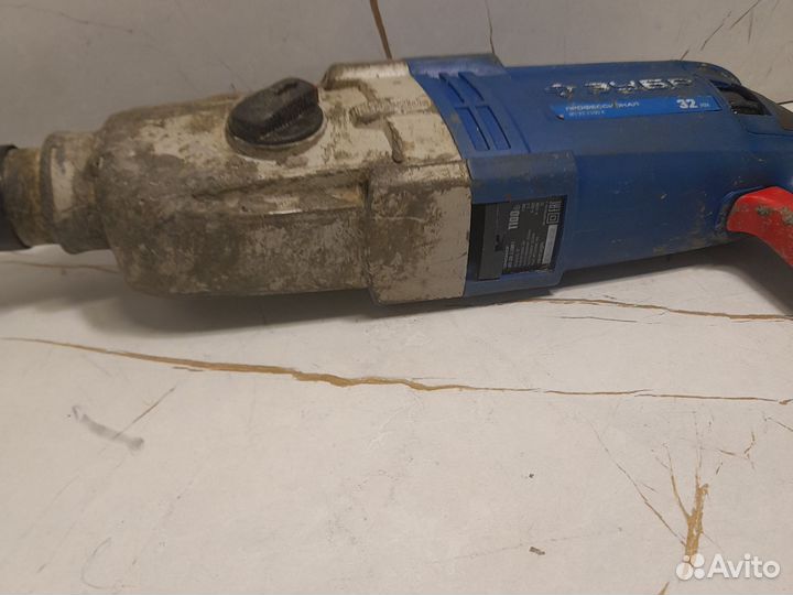 Перфоратор Зубр зп 32 1100 к не рабочий