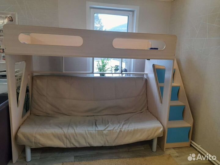 Кровать двухьярусная, кровать чердак