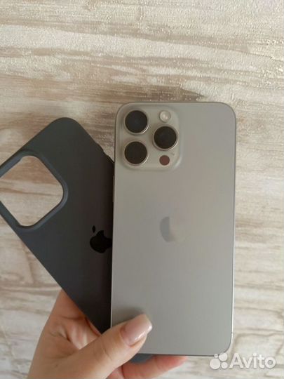 iPhone 15 Pro Max, 256 ГБ