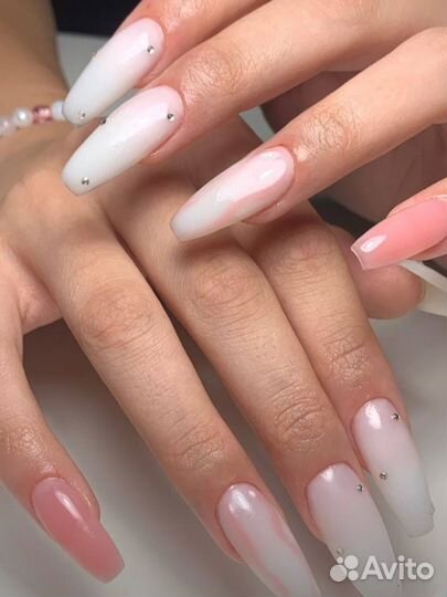 Маникюр на дому