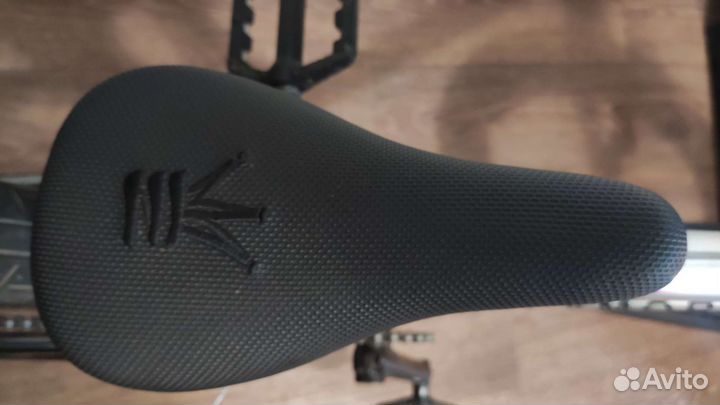 Трюковой велосипед BMX