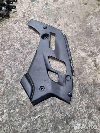 Пластик моторного отсека левый BMW 5 G30/G31 G30