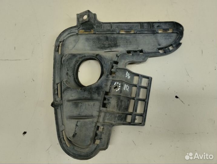 Рамка противотуманной фары левой Kia Rio 4 FB 2017