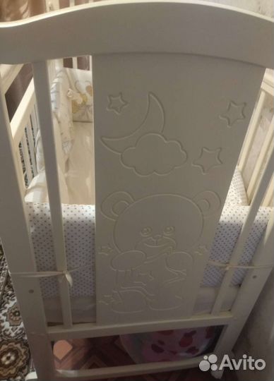 Детская кроватка