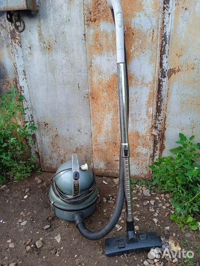 Пылесос вихрь эп-2 СССР