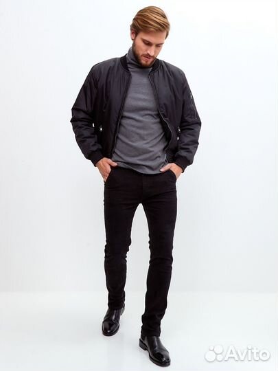 Мужской бомбер