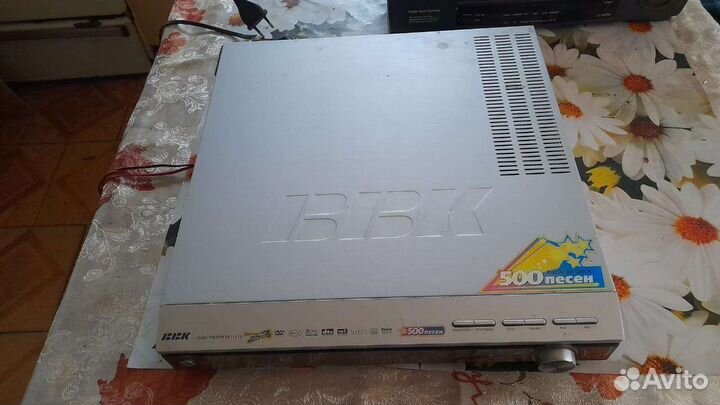 Видеомагнитофон